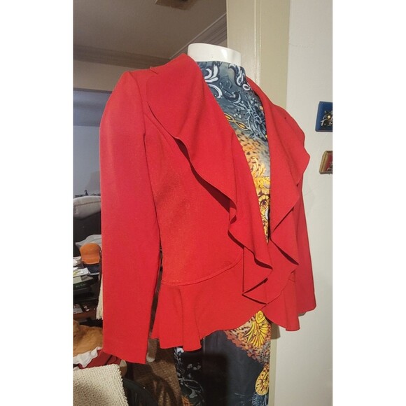 Sophisticated Fashion High Quality Joan Rivers Red Soft Knit Flutter Lapel Shrug - Picture 13 of 14